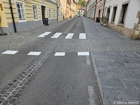 Nadaljuje se obnova talne prometne signalizacije po občini (4)